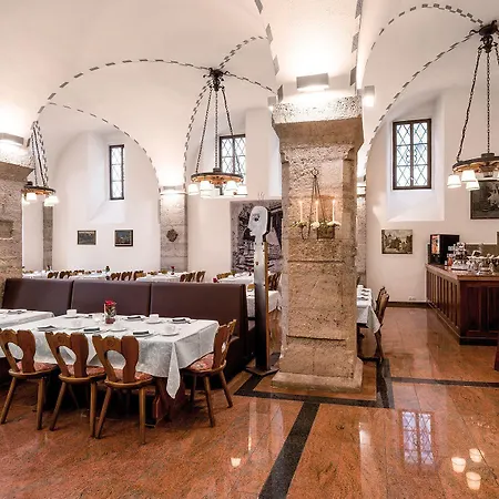 Altes Brauhaus Garni ホテル ローテンブルク・オプ・デア・タウバー