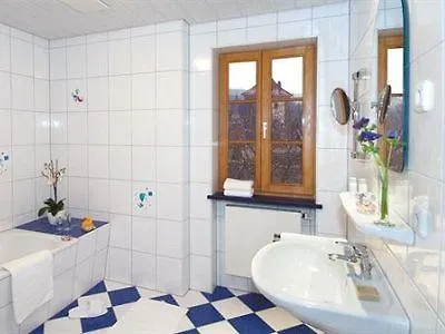 ألتس براوهاوس فندق 4*
