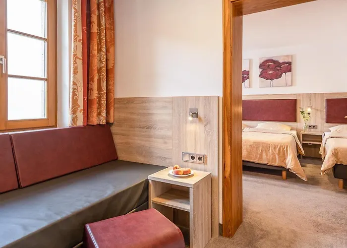 Altes Brauhaus Garni 4*